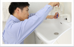 洗面所のトラブルのイメージ