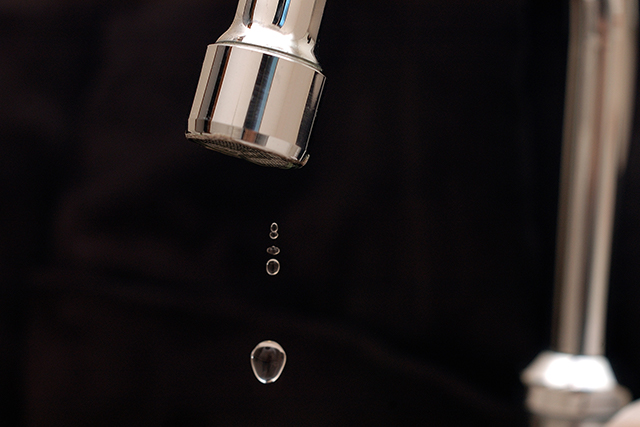 なぜ、トイレのタンクの水漏れが原因で水道代が上がる？